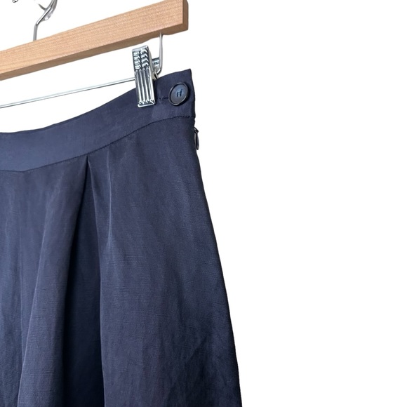 SILVAE Navy Blue Linen Cupro Blend Wide Leg Cropped Trousers - Picture 3 of 7